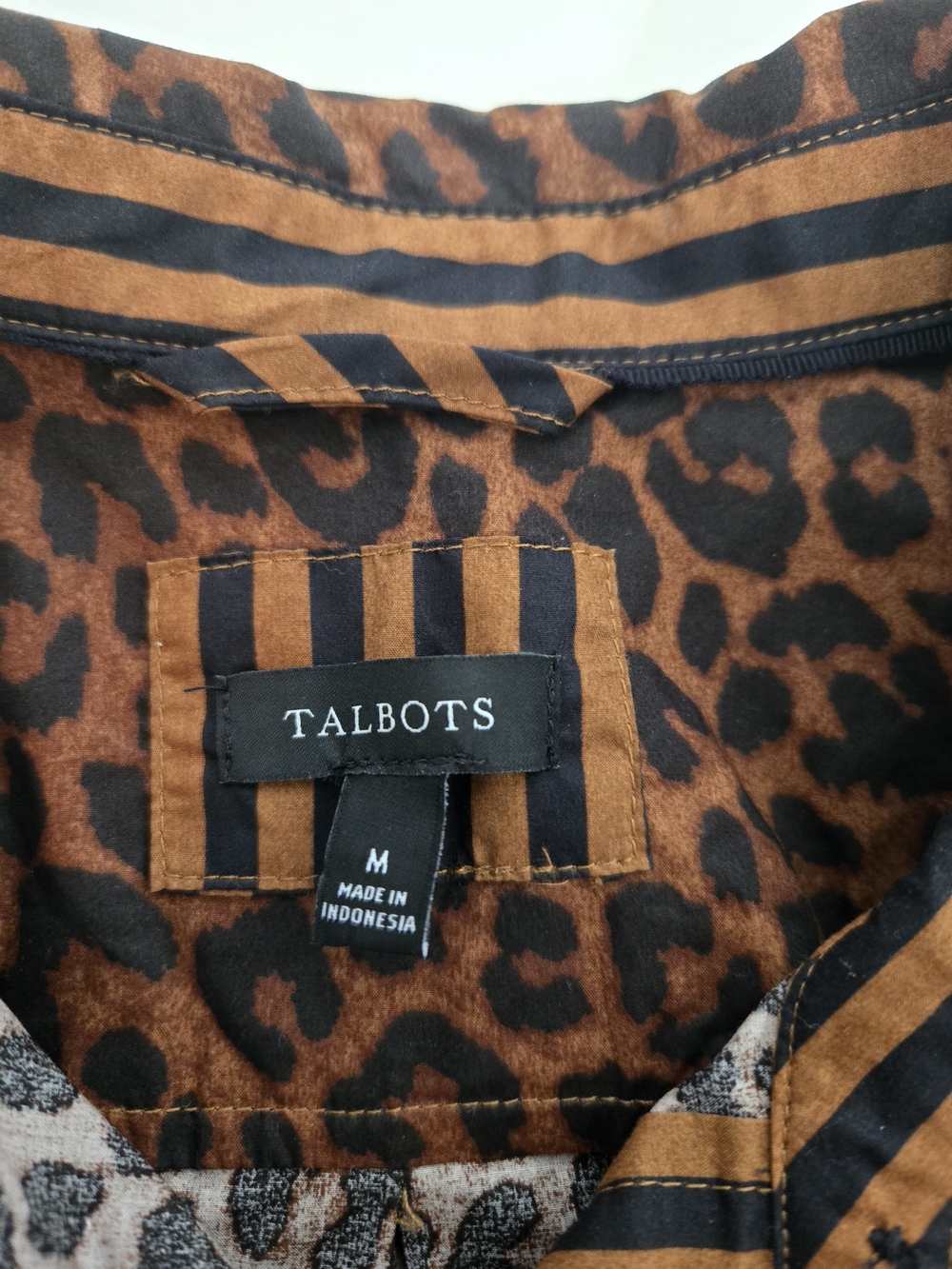 NWOT Talbots Brown and Black Leopard Print Button-Down Shirt Womens Size M - Picture 7 of 13